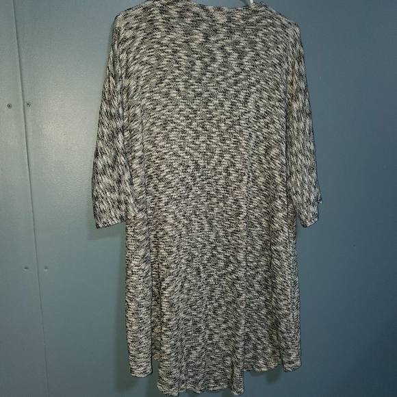 Black & White Cardigan Sweater Small - Picture 3 of 4